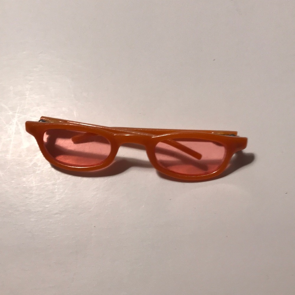 Seaside Wardrobe Glasses